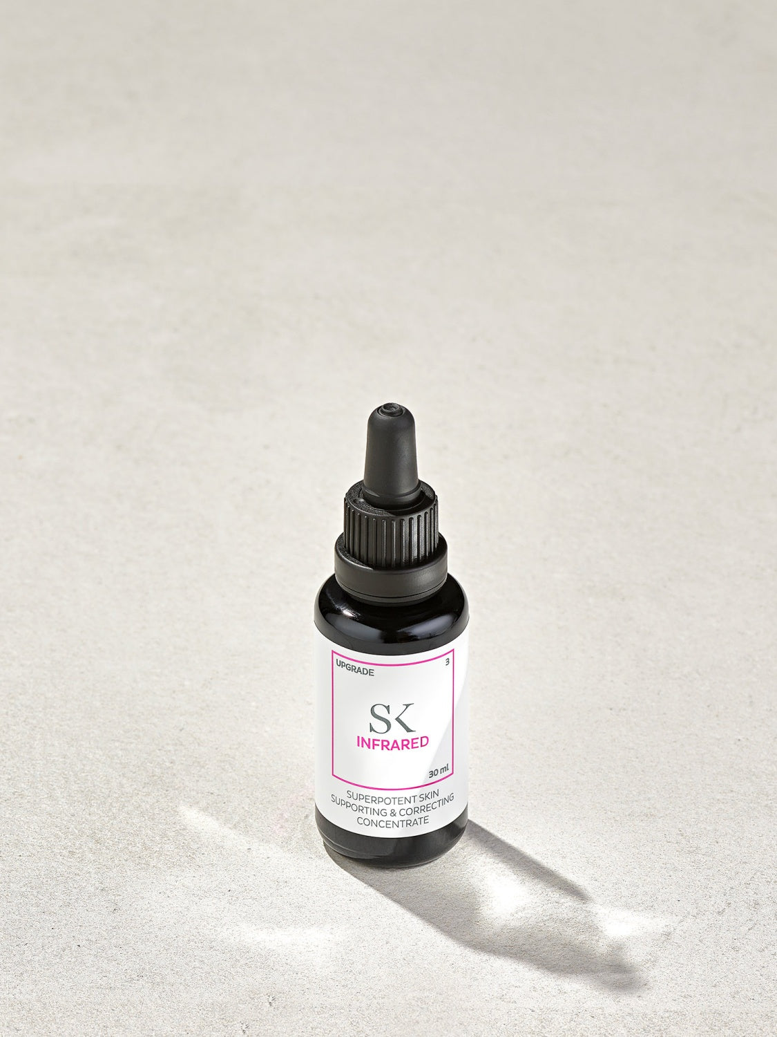 Skintegra Infrared umirujući i reparativni serum pogodan za osjetljivu kožu u bočici